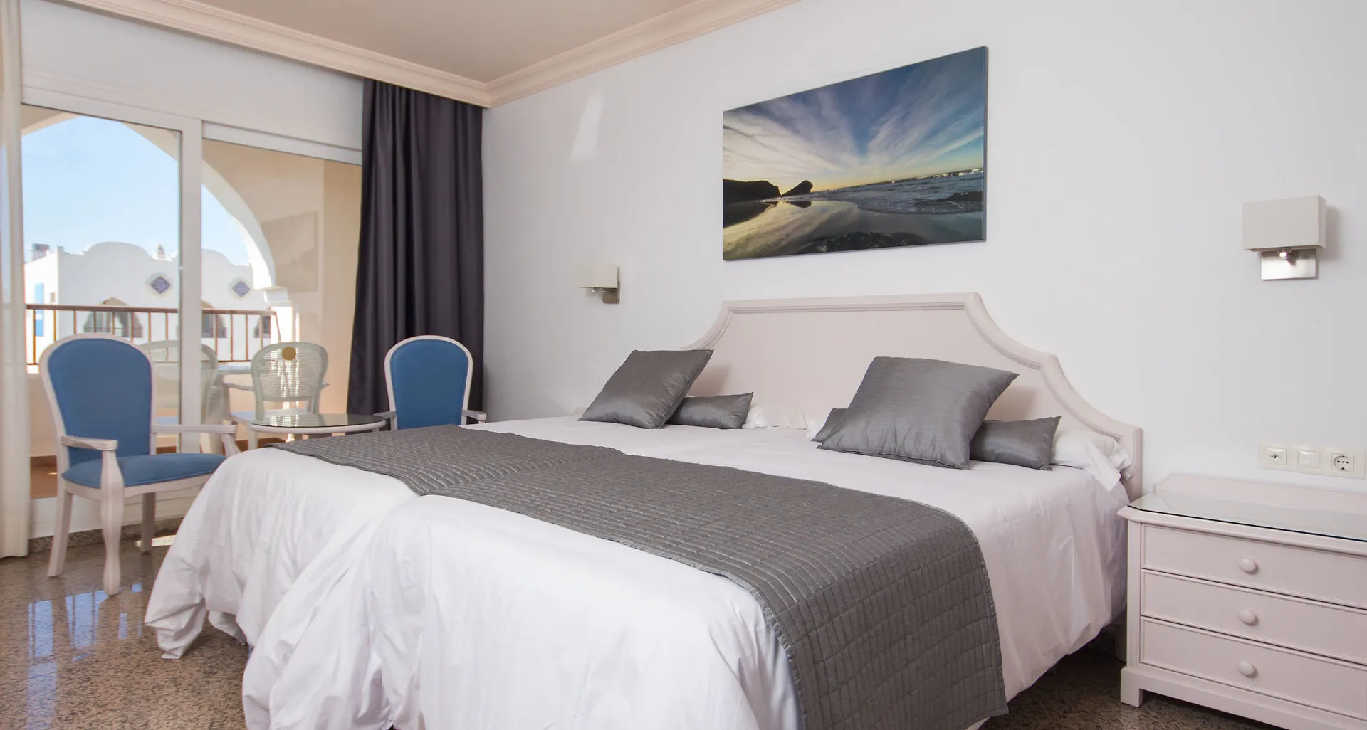 Hotel Mac Puerto Marina Benalmádena 4*,  España